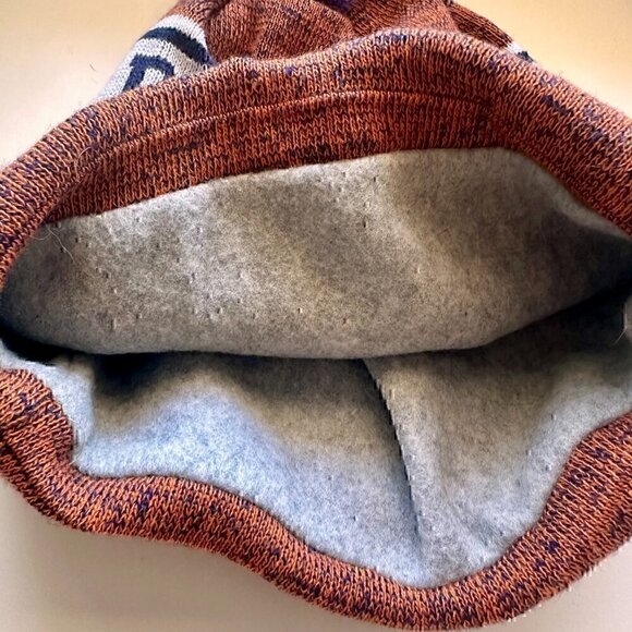 New Era Denver Broncos Pom Beanie Hat - NFL Team Cuffed Knit, Warm Fleece Lined - Picture 3 of 4